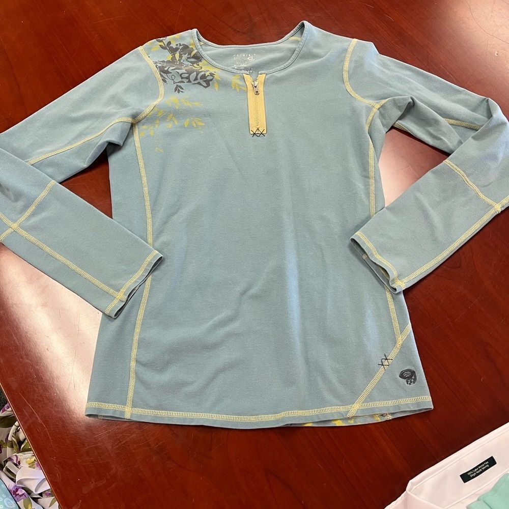 Mountain Hardwear Women's Light Blue Long Sleeve Top with Yellow Accents
